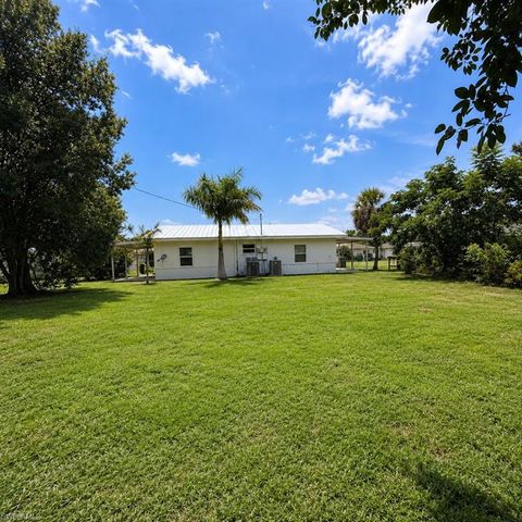 559 Wood AVE, Fort Myers, FL 33905