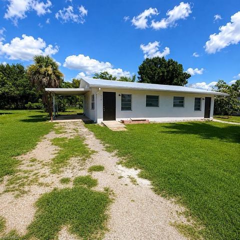 559 Wood AVE, Fort Myers, FL 33905
