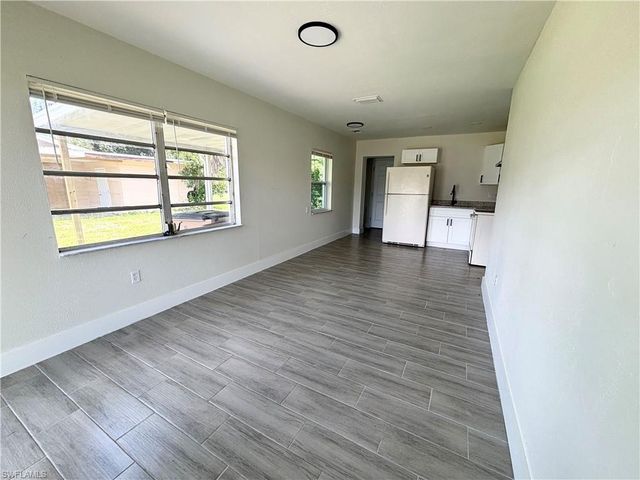 559 Wood AVE, Fort Myers, FL 33905