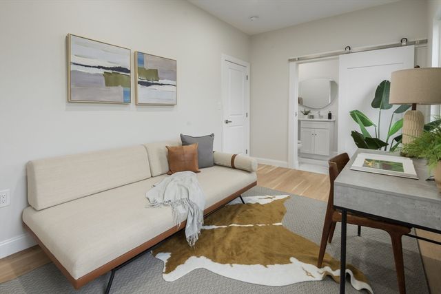 6 Gordon Rd, Arlington, MA 02474