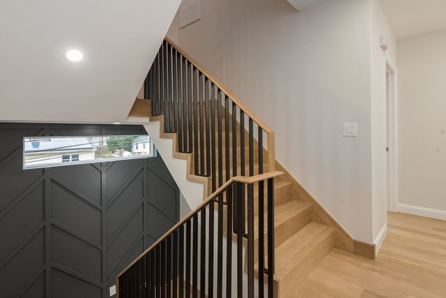 6 Gordon Rd, Arlington, MA 02474