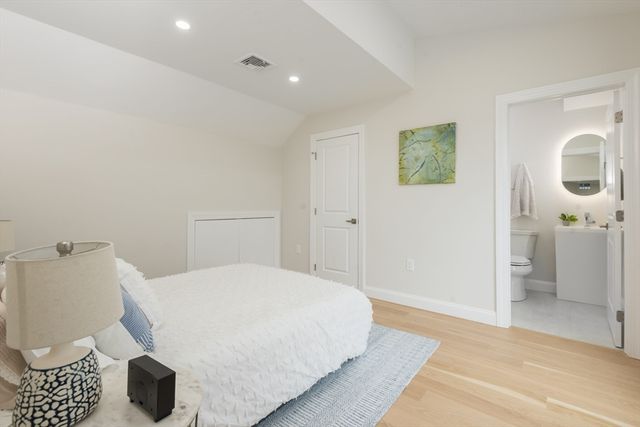 6 Gordon Rd, Arlington, MA 02474