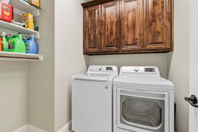 5665 Binbranch Lane, Mckinney, TX 75071