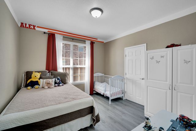 211 Hitt Street, Waxahachie, TX 75165