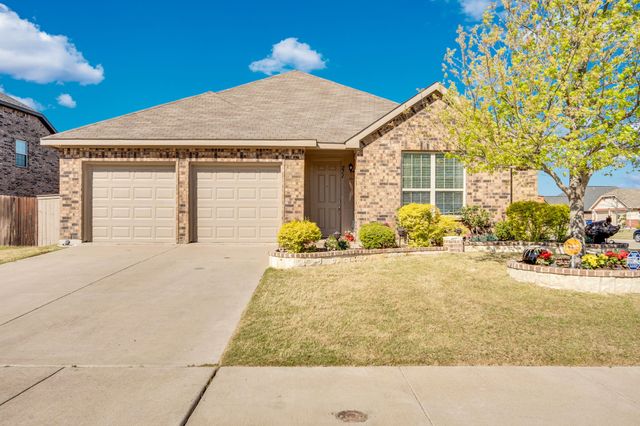 211 Hitt Street, Waxahachie, TX 75165