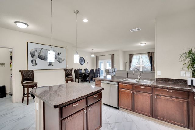 211 Hitt Street, Waxahachie, TX 75165