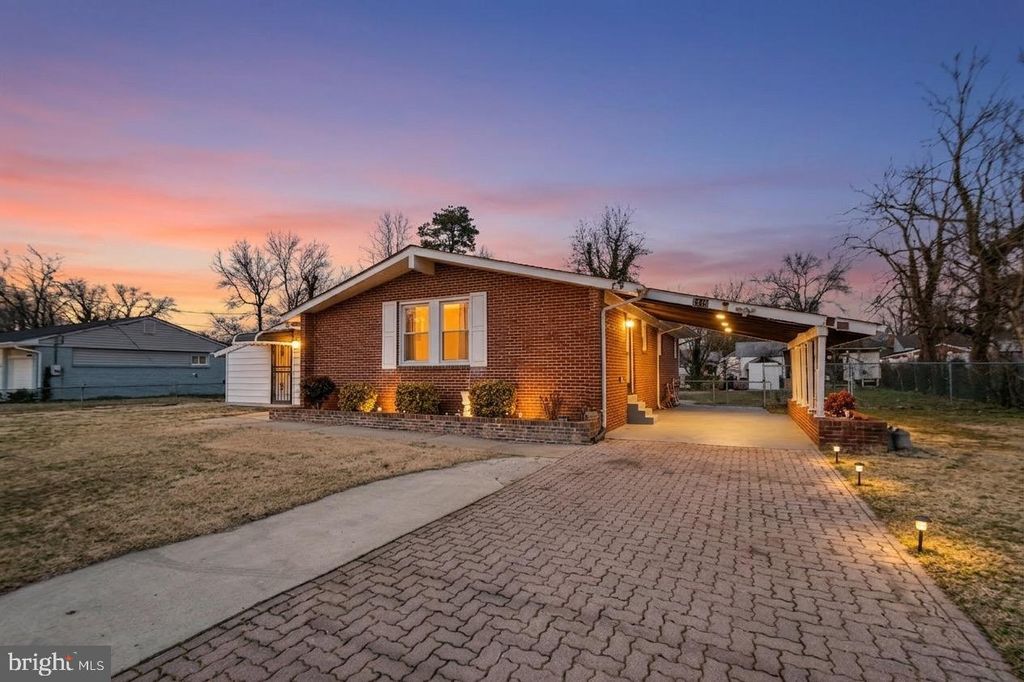 6014 GRIFFITH DR, Suitland, MD 20746