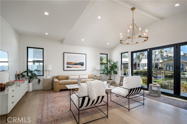 223 Howland Canal, Venice (los Angeles), CA 90291