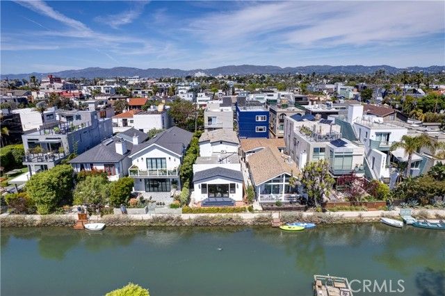 223 Howland Canal, Venice (los Angeles), CA 90291
