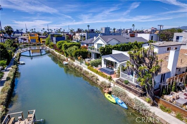 223 Howland Canal, Venice (los Angeles), CA 90291