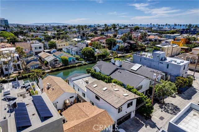 223 Howland Canal, Venice (los Angeles), CA 90291
