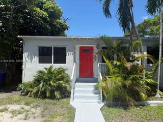 2742 SW 32nd Ave 2742, Miami, FL 33133