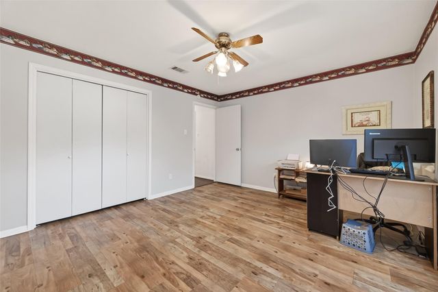 21707 Glenbranch Drive, Spring, TX 77388