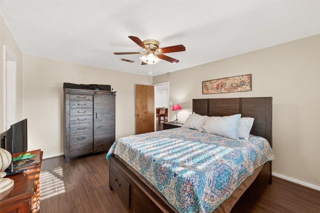 21707 Glenbranch Drive, Spring, TX 77388