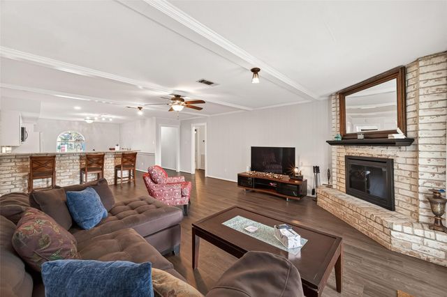 21707 Glenbranch Drive, Spring, TX 77388