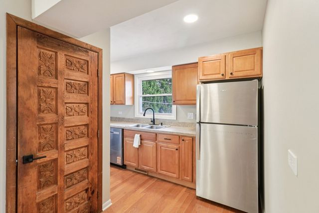 23460 W North Lakewood Lane, Lake Zurich, IL 60047