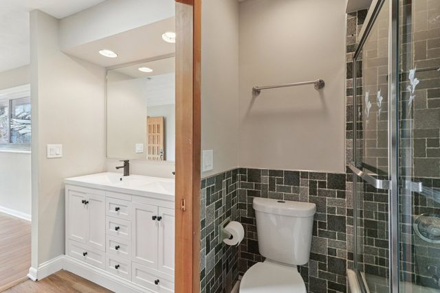 23460 W North Lakewood Lane, Lake Zurich, IL 60047