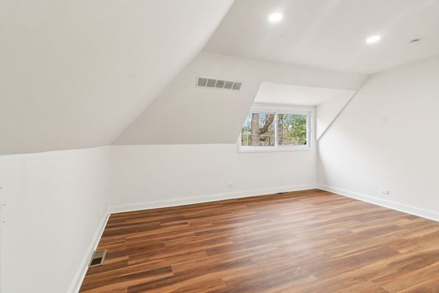 23460 W North Lakewood Lane, Lake Zurich, IL 60047