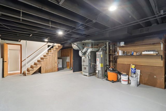 23460 W North Lakewood Lane, Lake Zurich, IL 60047