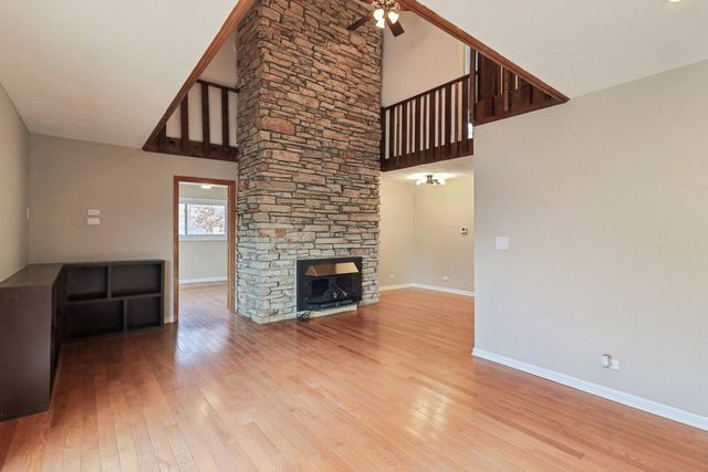 23460 W North Lakewood Lane, Lake Zurich, IL 60047