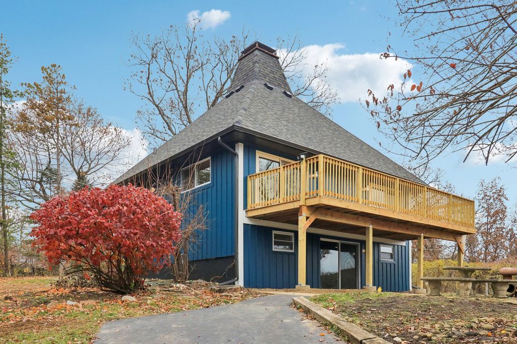 23460 W North Lakewood Lane, Lake Zurich, IL 60047