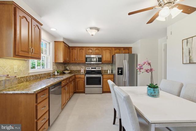 9625 WHETSTONE DR, Montgomery Village, MD 20886