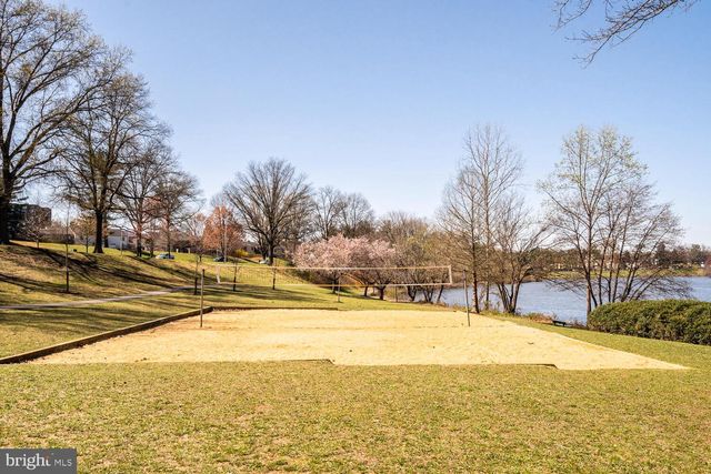 9625 WHETSTONE DR, Montgomery Village, MD 20886