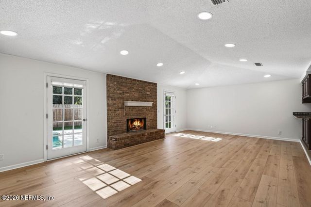 9761 SHARING CROSS Drive, Jacksonville, FL 32257