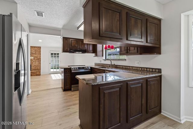 9761 SHARING CROSS Drive, Jacksonville, FL 32257