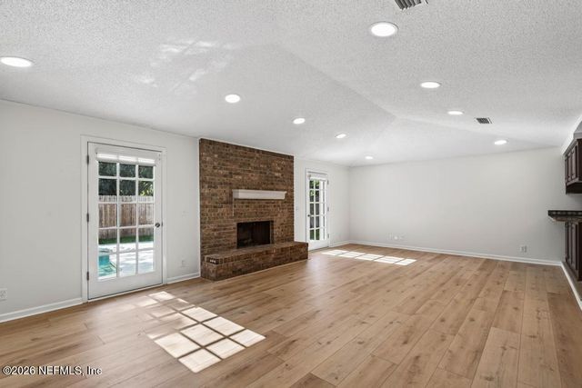 9761 SHARING CROSS Drive, Jacksonville, FL 32257