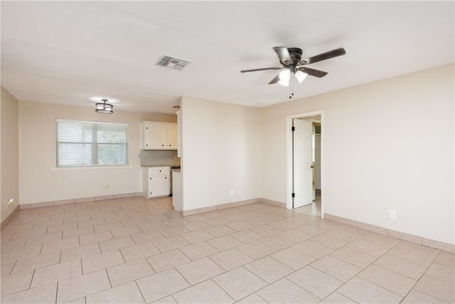 3830 Jamaica Dr, Corpus Christi, TX 78418