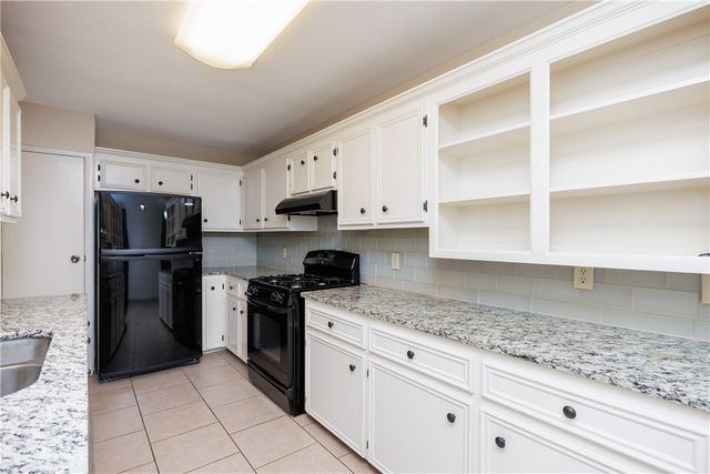 3830 Jamaica Dr, Corpus Christi, TX 78418