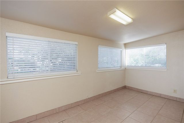 3830 Jamaica Dr, Corpus Christi, TX 78418