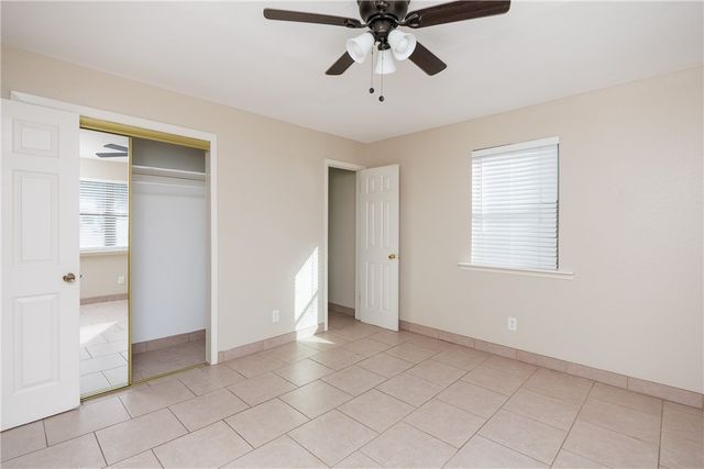 3830 Jamaica Dr, Corpus Christi, TX 78418