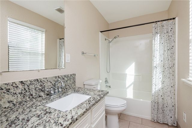 3830 Jamaica Dr, Corpus Christi, TX 78418