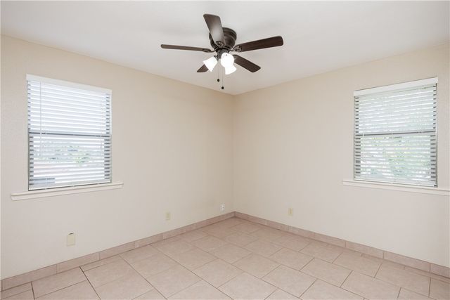 3830 Jamaica Dr, Corpus Christi, TX 78418