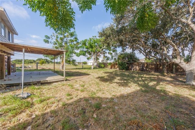 3830 Jamaica Dr, Corpus Christi, TX 78418