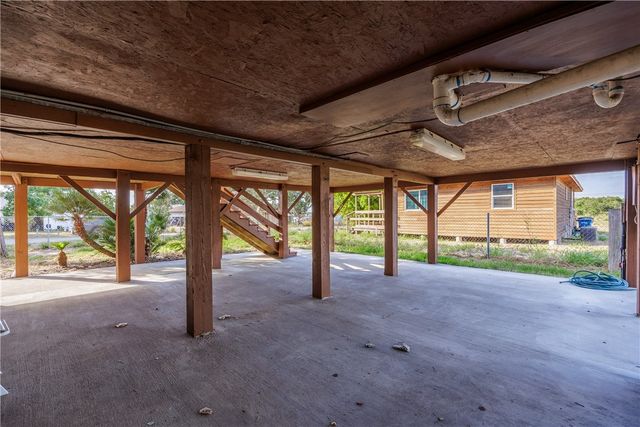 3830 Jamaica Dr, Corpus Christi, TX 78418