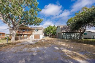 3830 Jamaica Dr, Corpus Christi, TX 78418