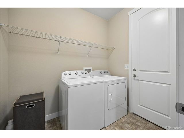 24347 E Long Dr, Aurora, CO 80016