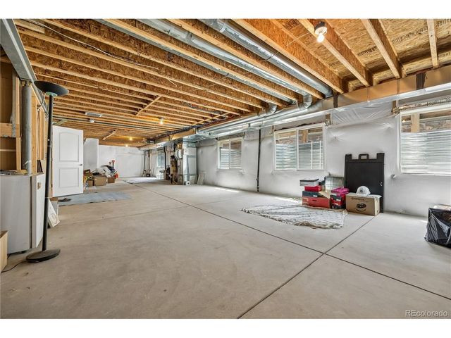 24347 E Long Dr, Aurora, CO 80016