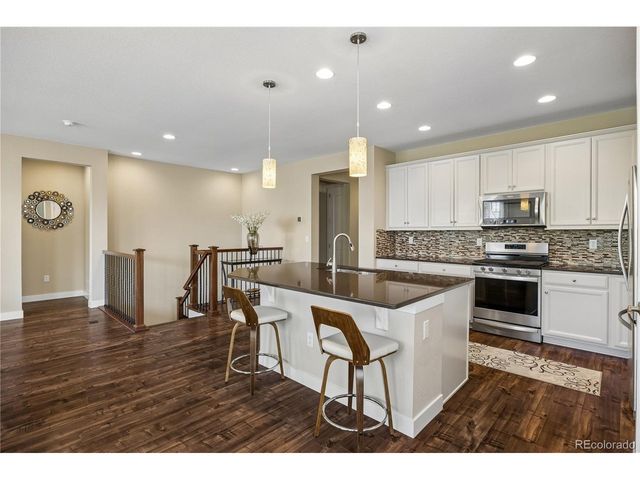 24347 E Long Dr, Aurora, CO 80016