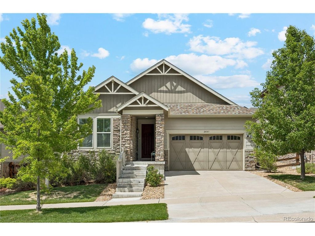 24347 E Long Dr, Aurora, CO 80016