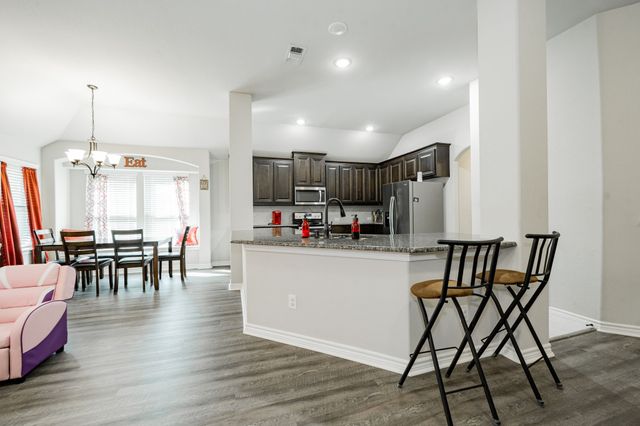 1912 Sunflower Drive, Glenn Heights, TX 75154