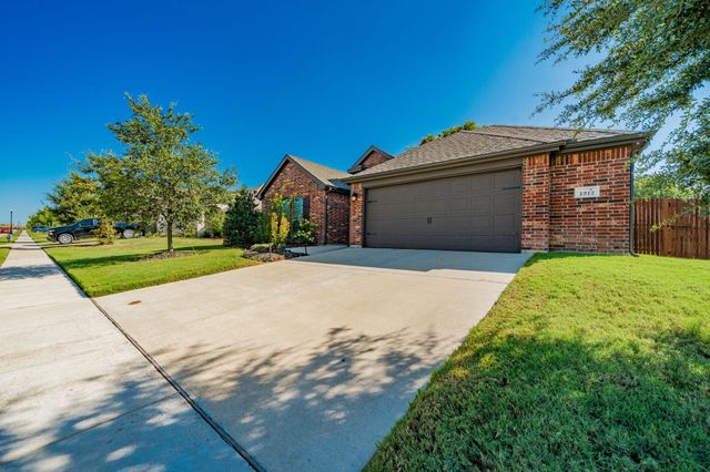 1912 Sunflower Drive, Glenn Heights, TX 75154