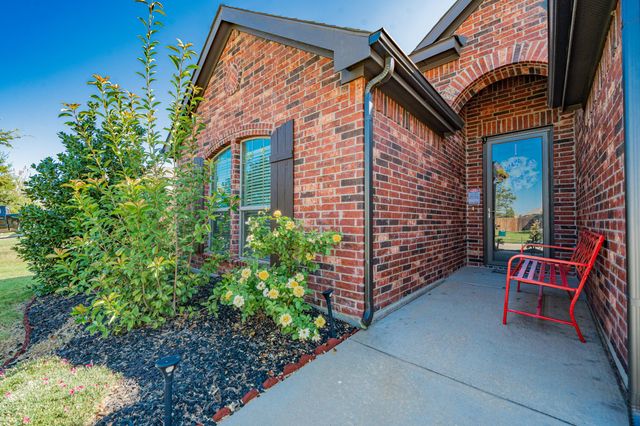 1912 Sunflower Drive, Glenn Heights, TX 75154