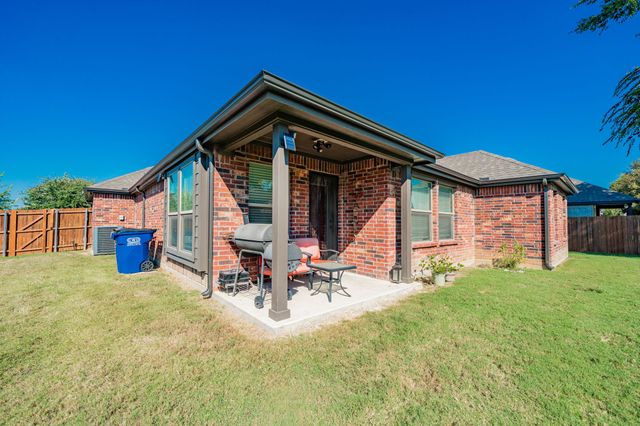 1912 Sunflower Drive, Glenn Heights, TX 75154