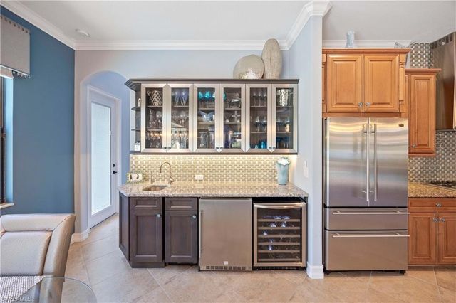 9582 Firenze CIR, Naples, FL 34113