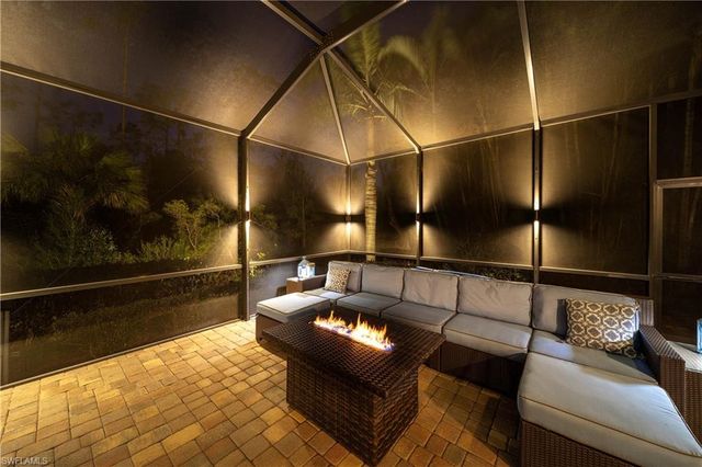 9582 Firenze CIR, Naples, FL 34113