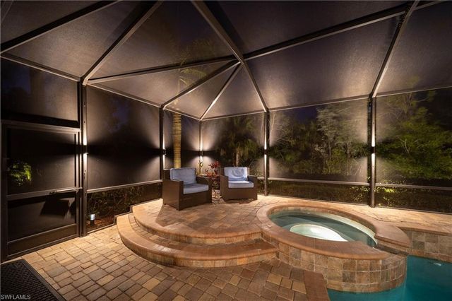 9582 Firenze CIR, Naples, FL 34113